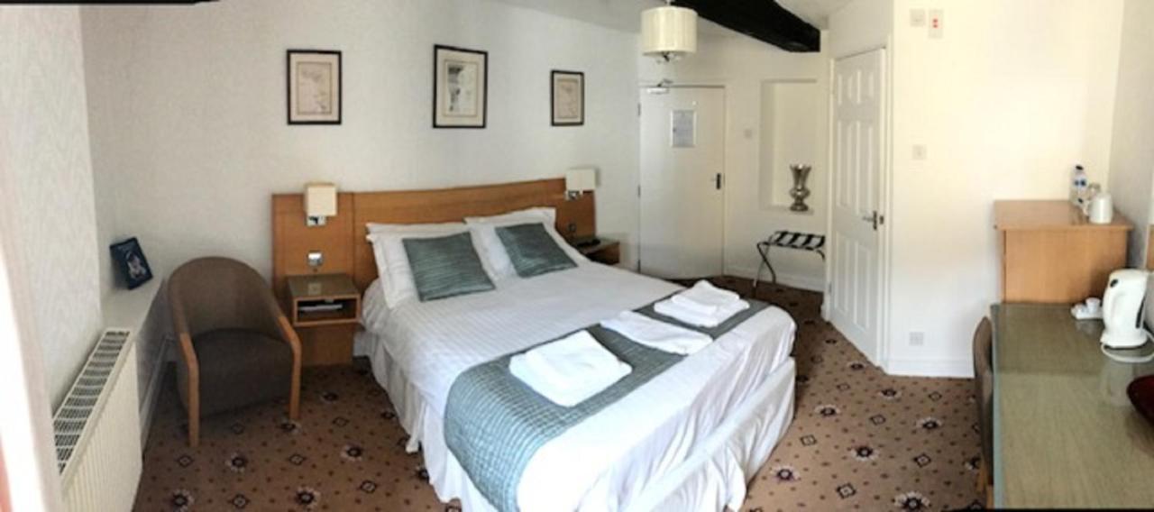 The Britannia Inn 셔번 외부 사진