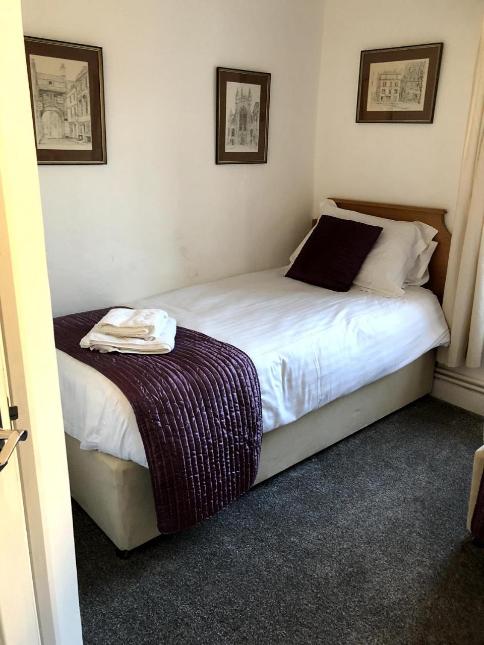 The Britannia Inn 셔번 외부 사진